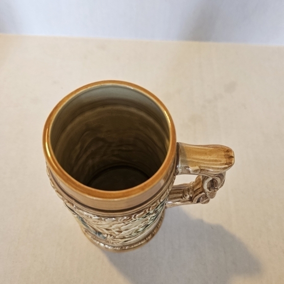 A beer stein 7 in tall. - Picture 4 of 4